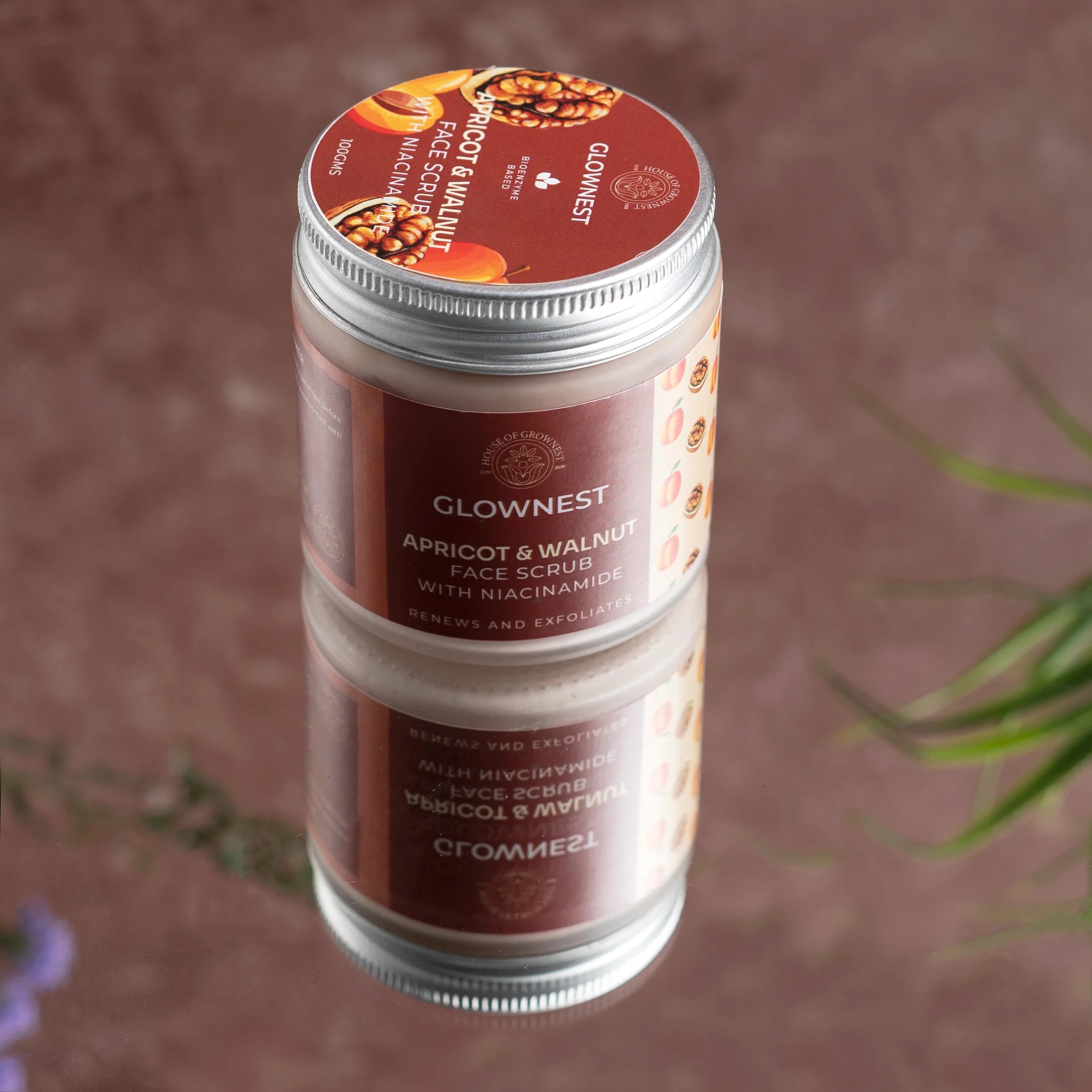 Apricot & Walnut Face Scrub with Niacinamide